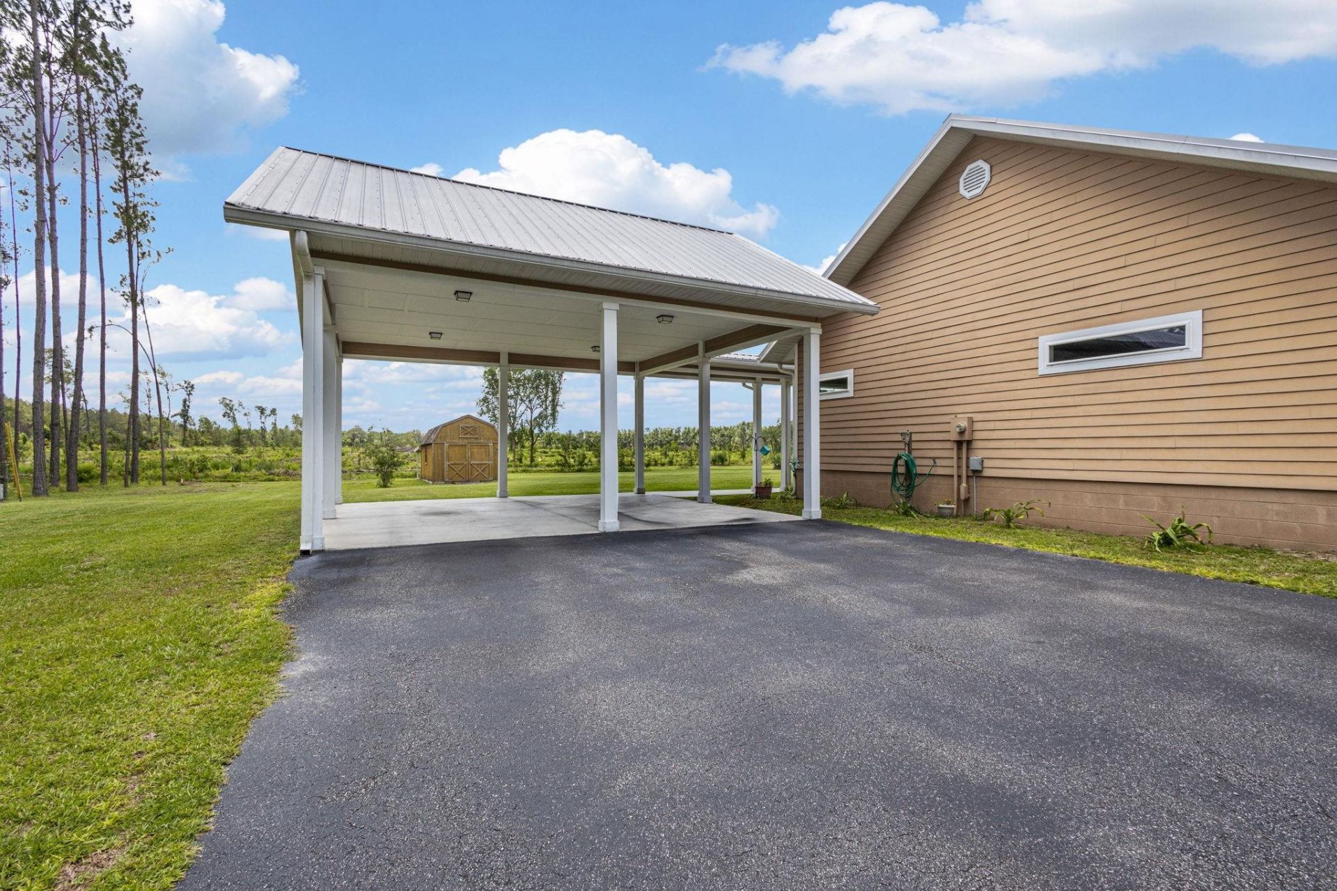 9659 SE Cr 319 , Trenton, FL 32693 Photo