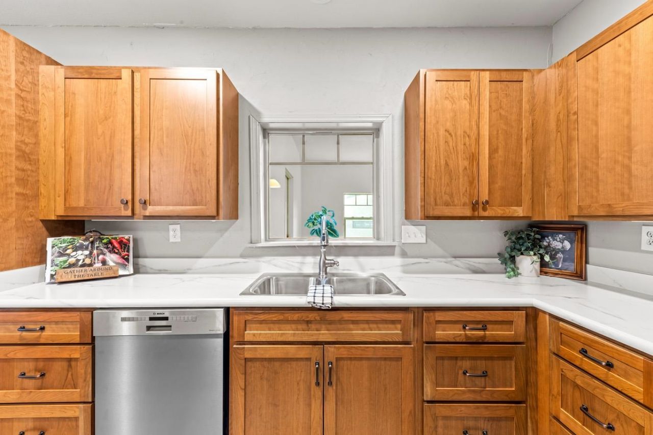 24390 Lanier Street, Tallahassee, FL 32310 Photo