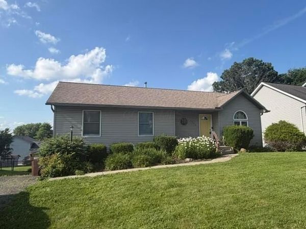 1093 Lizabeth Circle , Heath, OH 43056