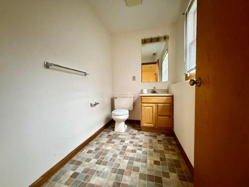 1093 Lizabeth Circle, Heath, OH 43056 Photo 10