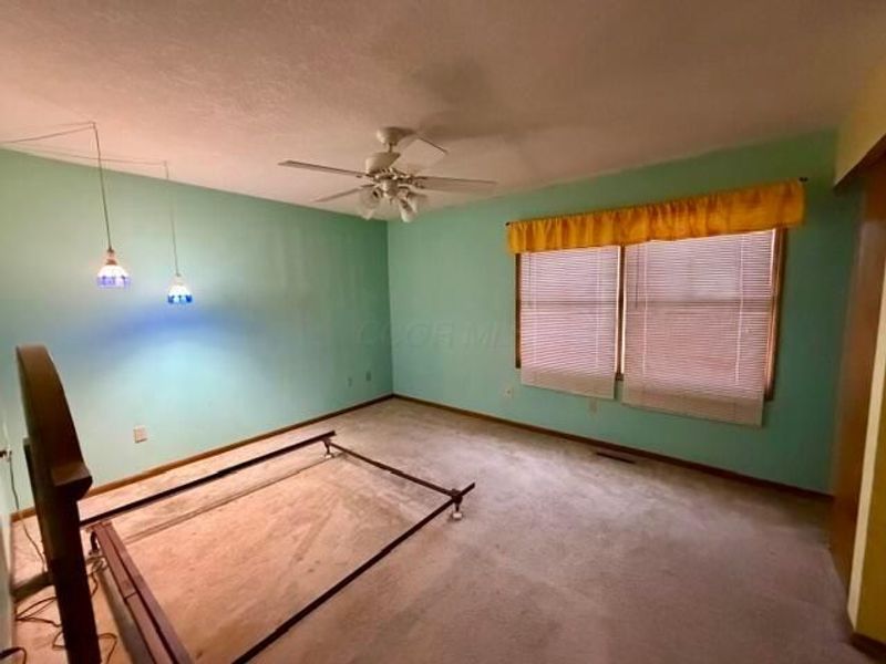1093 Lizabeth Circle, Heath, OH 43056 Photo 8