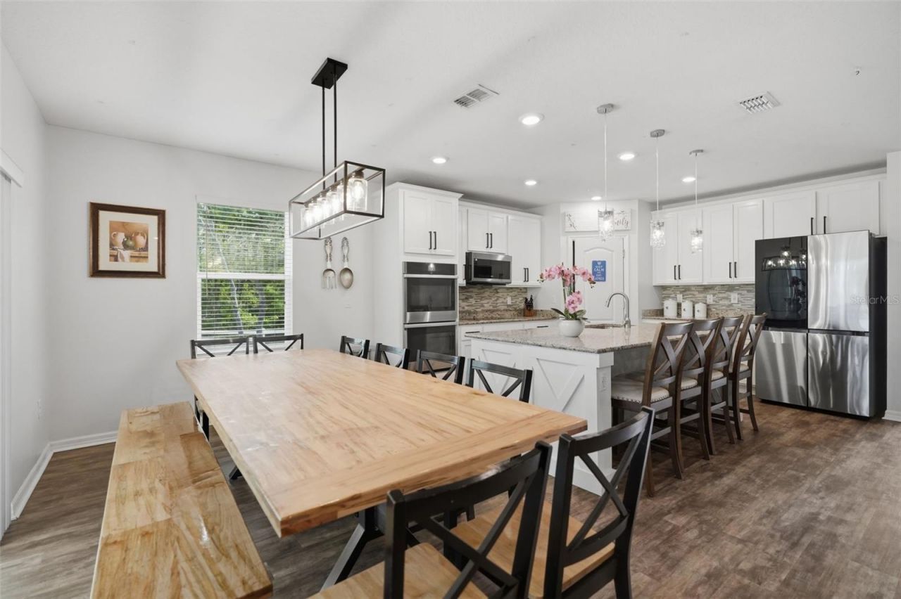 9025 Mazette Road , Weeki Wachee, FL 34613 Photo