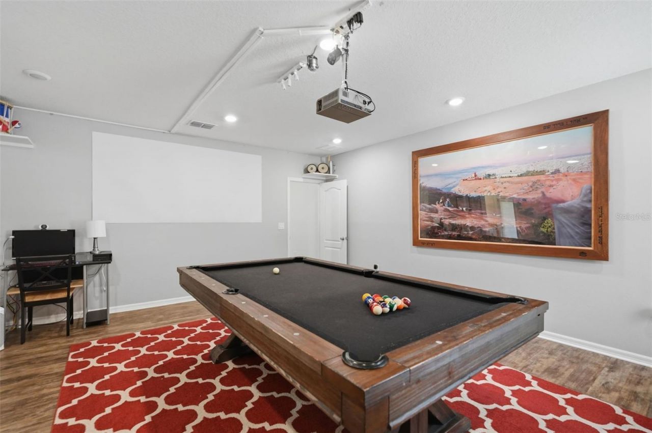 9025 Mazette Road , Weeki Wachee, FL 34613 Photo