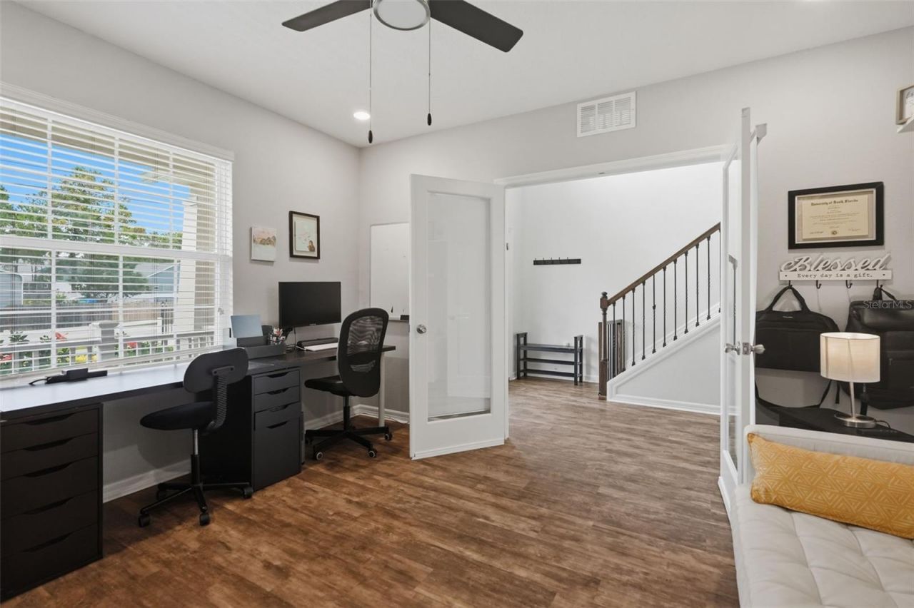 9025 Mazette Road , Weeki Wachee, FL 34613 Photo