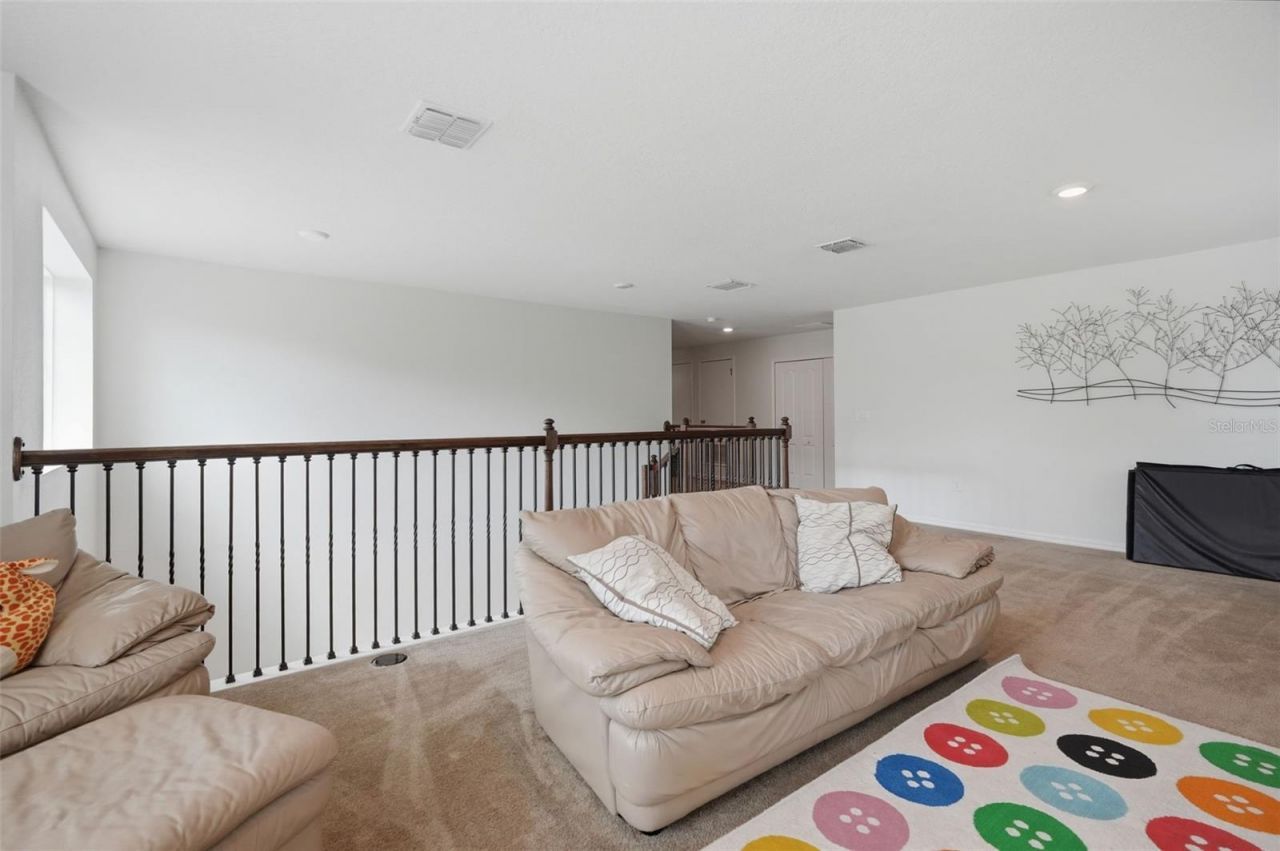 9025 Mazette Road , Weeki Wachee, FL 34613 Photo