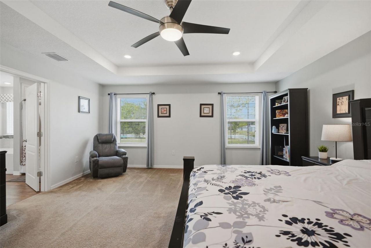9025 Mazette Road , Weeki Wachee, FL 34613 Photo