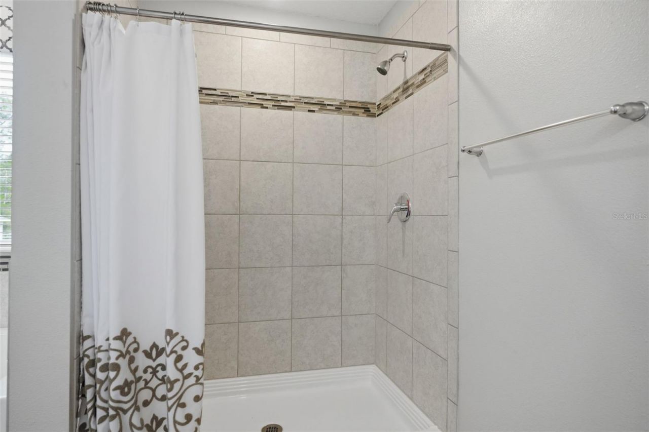 9025 Mazette Road , Weeki Wachee, FL 34613 Photo