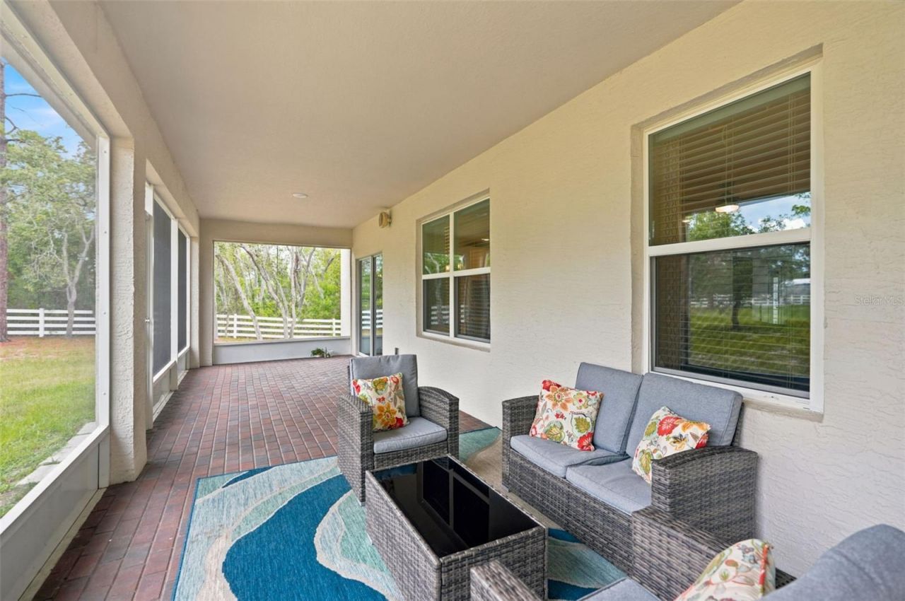 9025 Mazette Road , Weeki Wachee, FL 34613 Photo