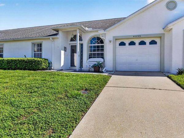 4233 AVANTI CIRCLE , NEW PORT RICHEY, FL 34655
