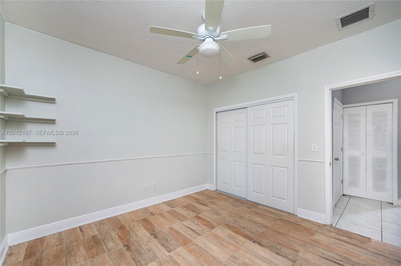 2750 NW 170th St, Miami Gardens, FL 33056 Photo