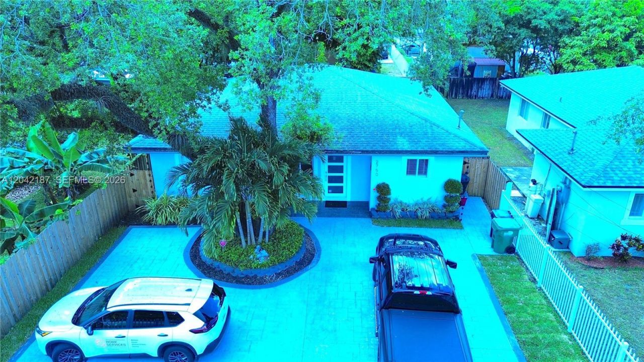 2750 NW 170th St , Miami Gardens, FL 33056 Photo