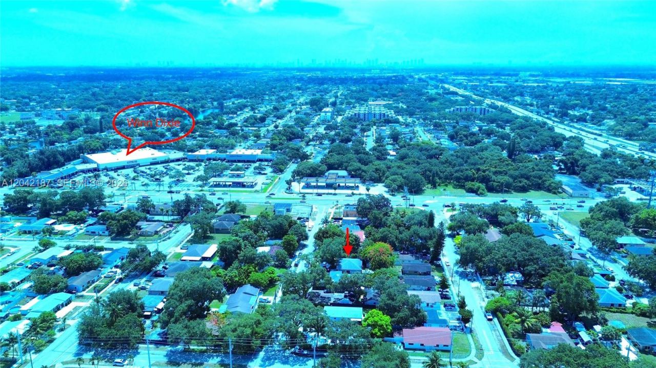 2750 NW 170th St , Miami Gardens, FL 33056 Photo
