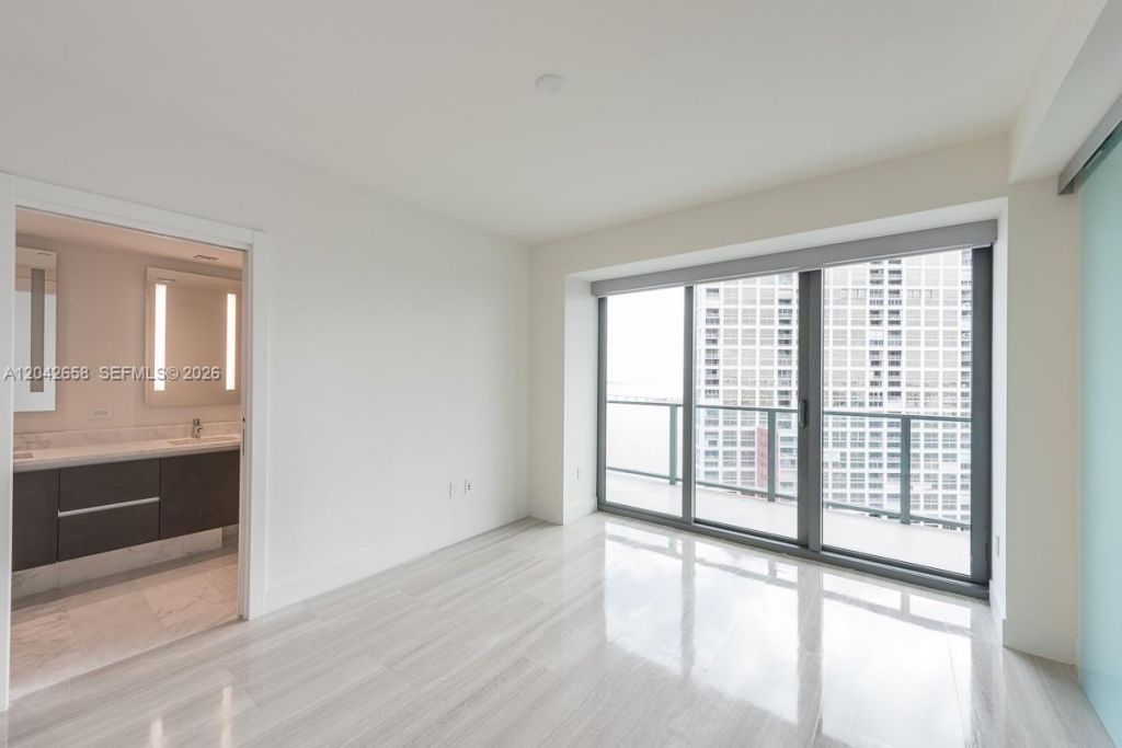 1451 Brickell Ave , Unit 2103, Miami, FL 33131 Photo