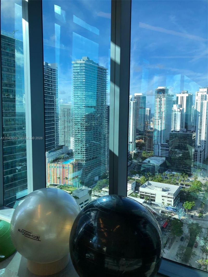 1451 Brickell Ave , Unit 2103, Miami, FL 33131 Photo