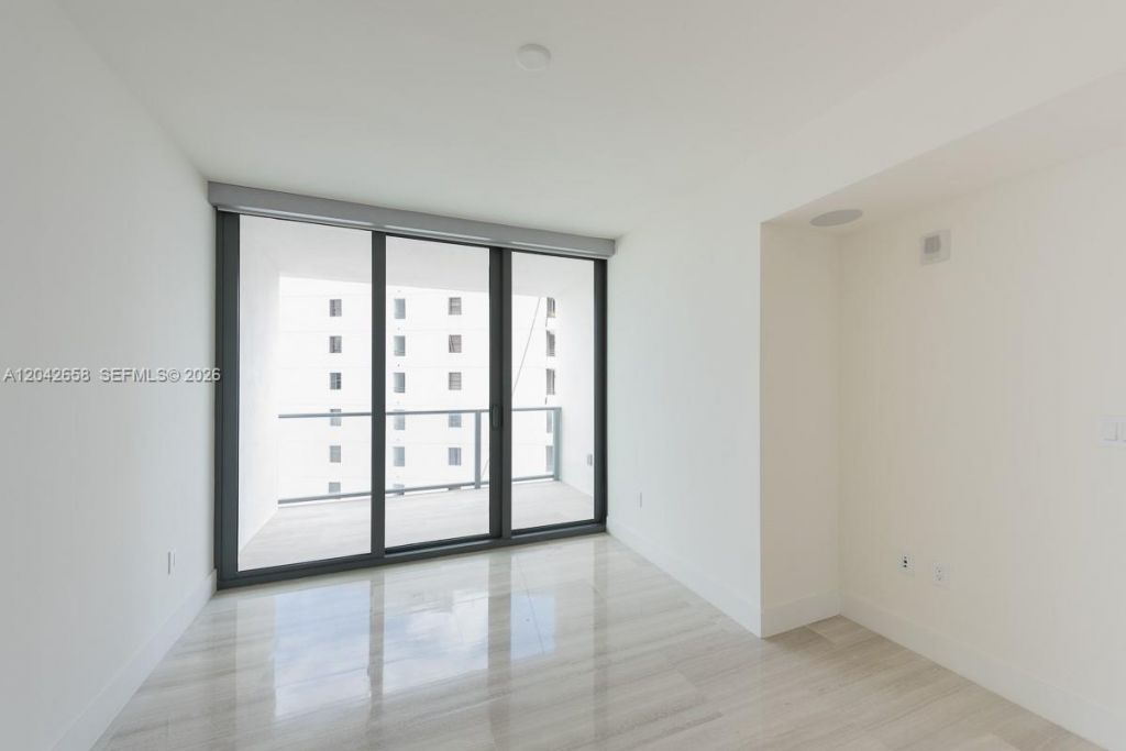 1451 Brickell Ave , Unit 2103, Miami, FL 33131 Photo