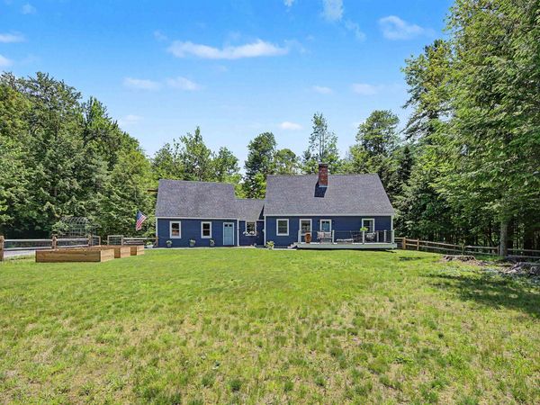10 Twin Birch Lane, Sunapee, NH 03782