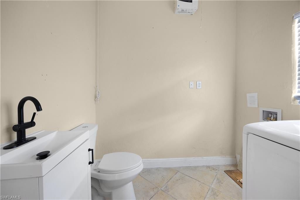 7823 Marx Dr, North Fort Myers, FL 33917 Photo
