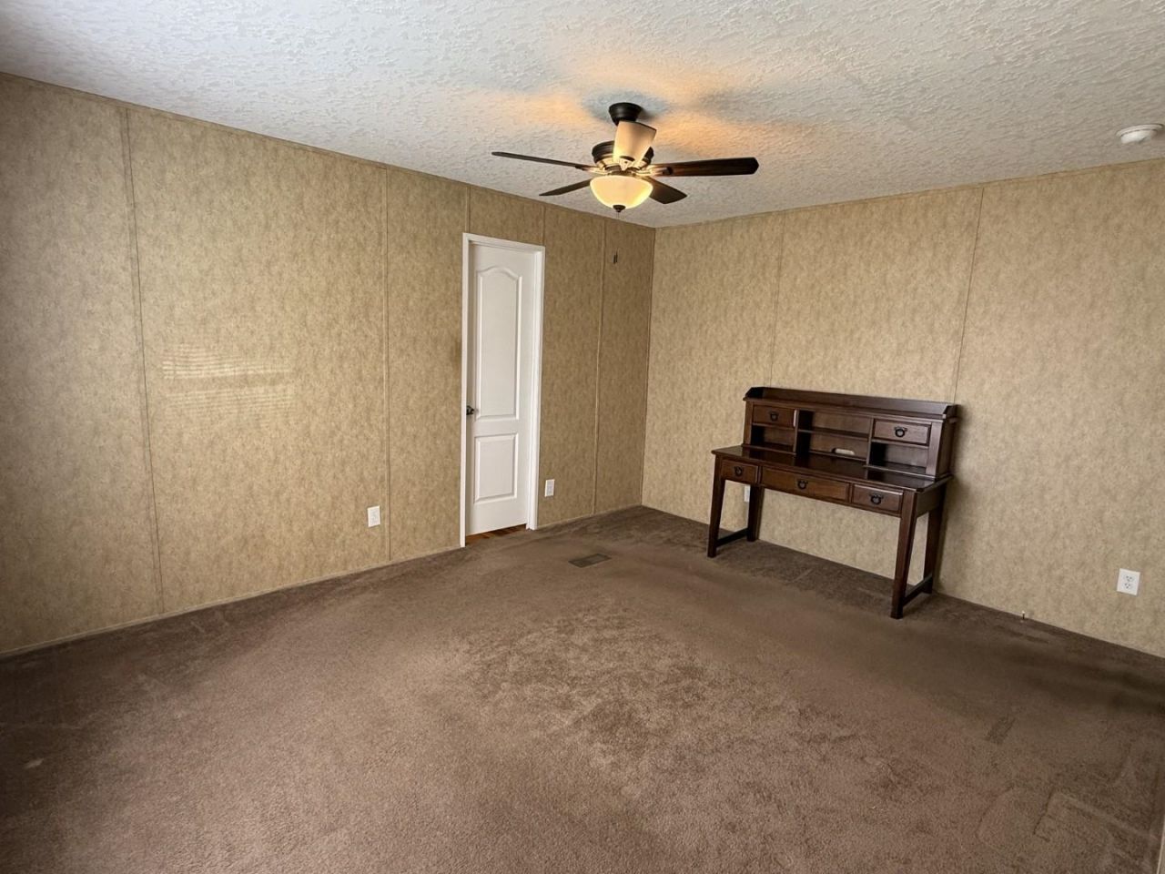4650 Peachtree Rd Photo 30