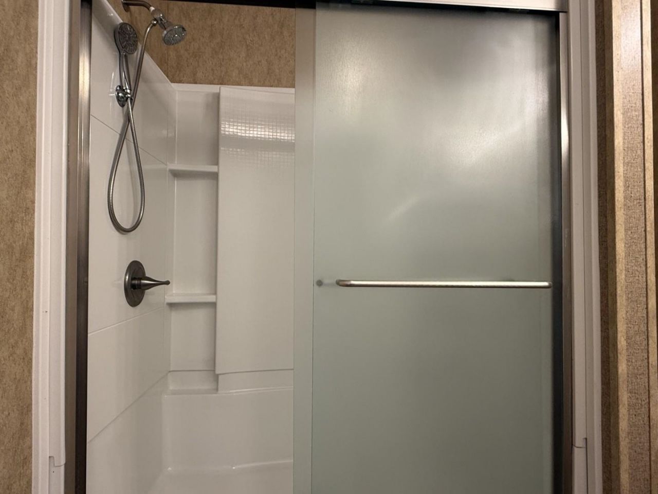4650 Peachtree Rd Photo 34