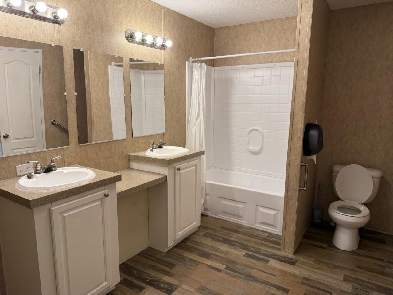 4650 Peachtree Rd Photo 39