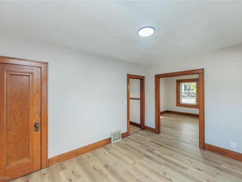 2233 E 33rd Street, Lorain, OH 44055 Photo 16
