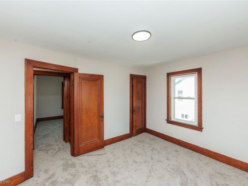 2233 E 33rd Street, Lorain, OH 44055 Photo 8
