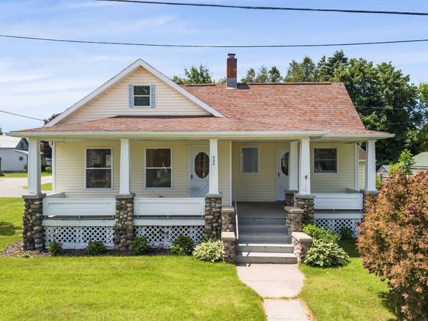 622 S Palmyra Street, Cheboygan, MI 49721