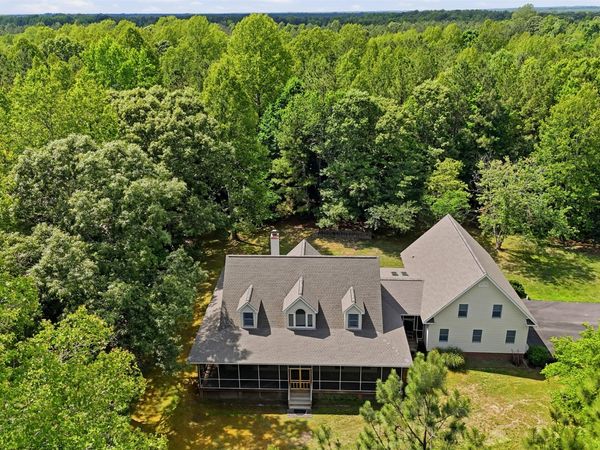 13265 Coulbourn Road , Saluda, VA 23149