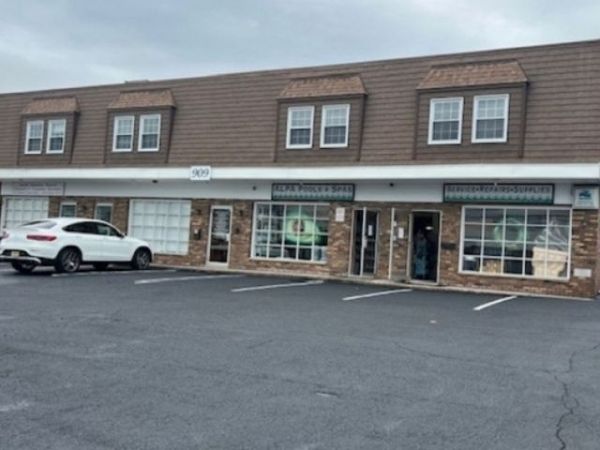 909 Belmont Ave, North Haledon, NJ 07508