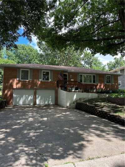 5029 N Michigan Avenue, Kansas City, MO 64118 Main Photo