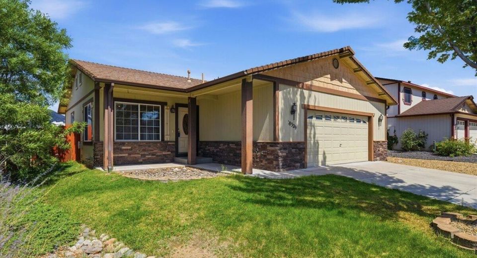 18329 Dustin Court, Reno, NV 89508 Photo