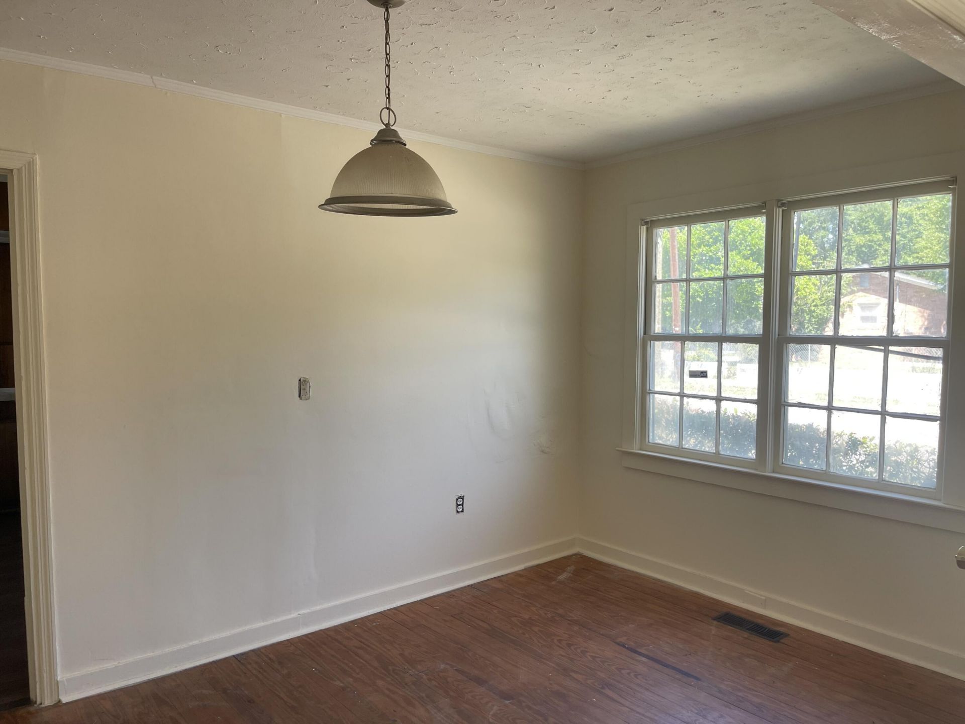 1102 N Lemacks Street Photo 4