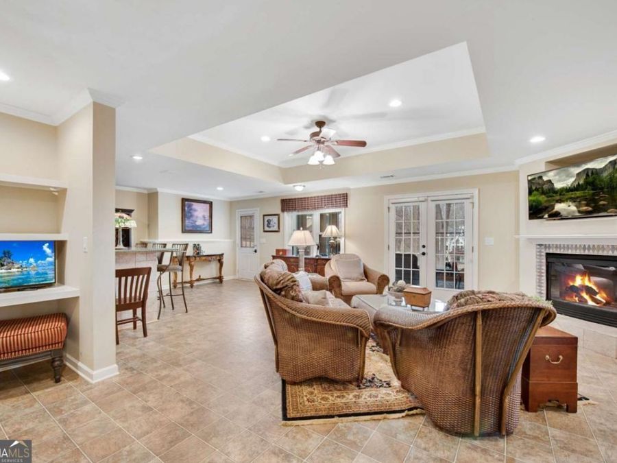 Property Image 37