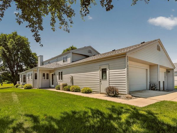 4862 Tee Court SW, Rochester, MN 55902