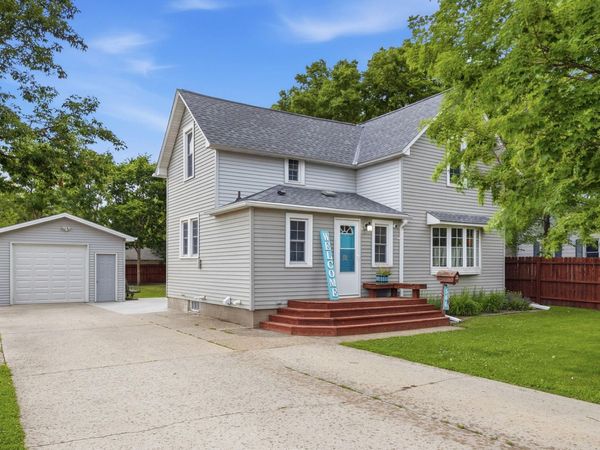 546 Erie Street SE, Hutchinson, MN 55350