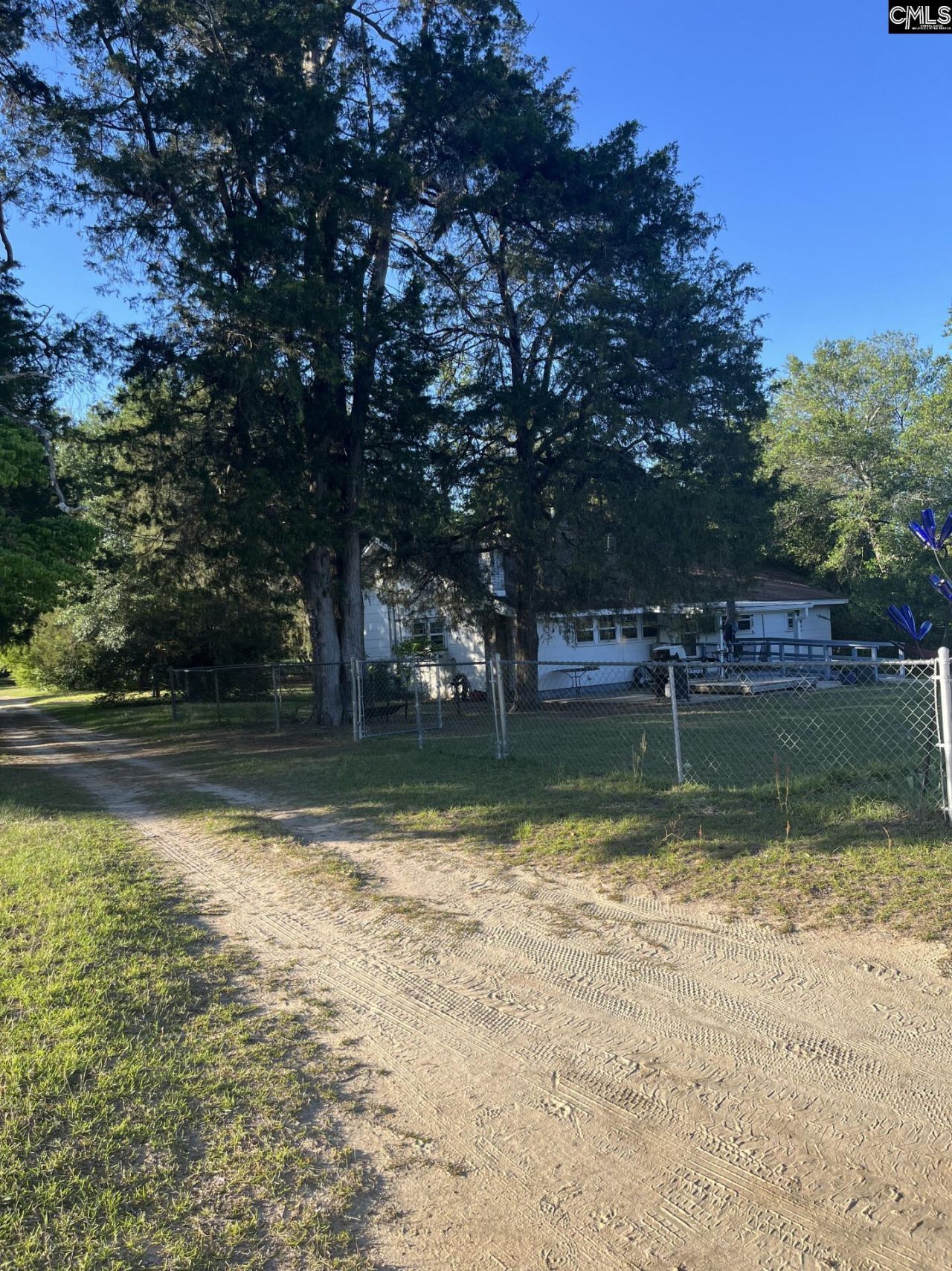 1860 Martin Smith Road  Photo 16