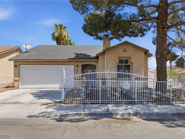 2400 Soldier Creek Court, Las Vegas, NV 89106