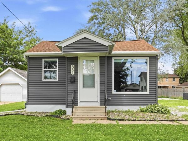 834 OAK STREET, De Pere, WI 54115