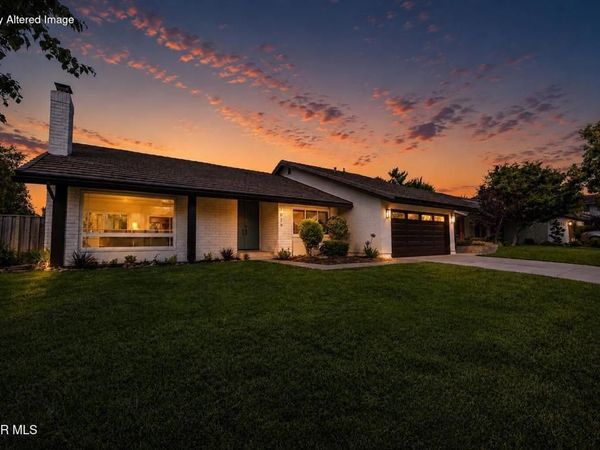 3079 E Sierra Drive, Thousand Oaks, CA 91362