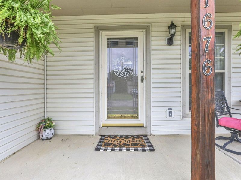 1676 Tecumseh, Lancaster, OH 43130 Photo 6