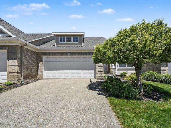 6589 Gracepoint Drive SE, Unit 77, Caledonia, MI 49316
