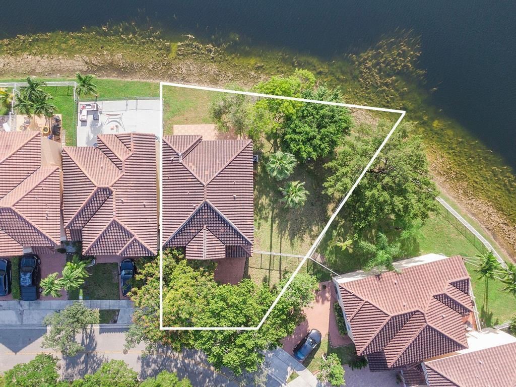 3923 SW 169th Terrace, Miramar, FL 33027 Photo