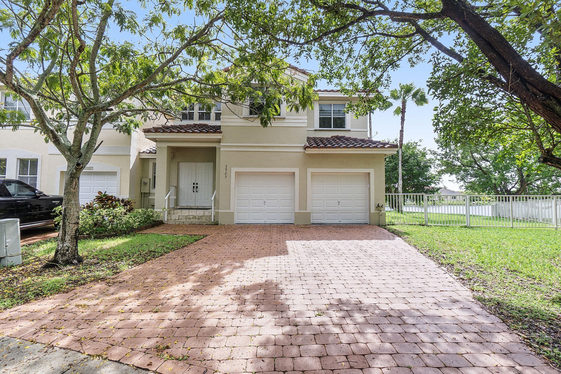 3923 SW 169th Terrace, Miramar, FL 33027 Photo