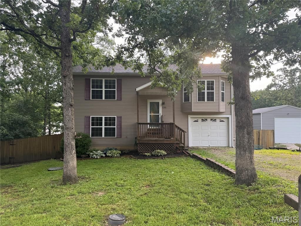 1311 Holly Lane, Saint Clair, MO 63077 Main Photo