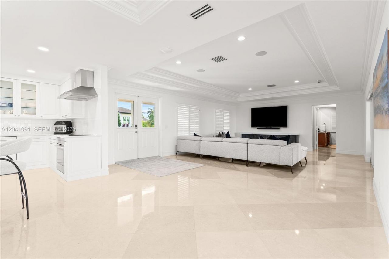 18 Eleuthera Dr, Ocean Ridge, FL 33435 Photo
