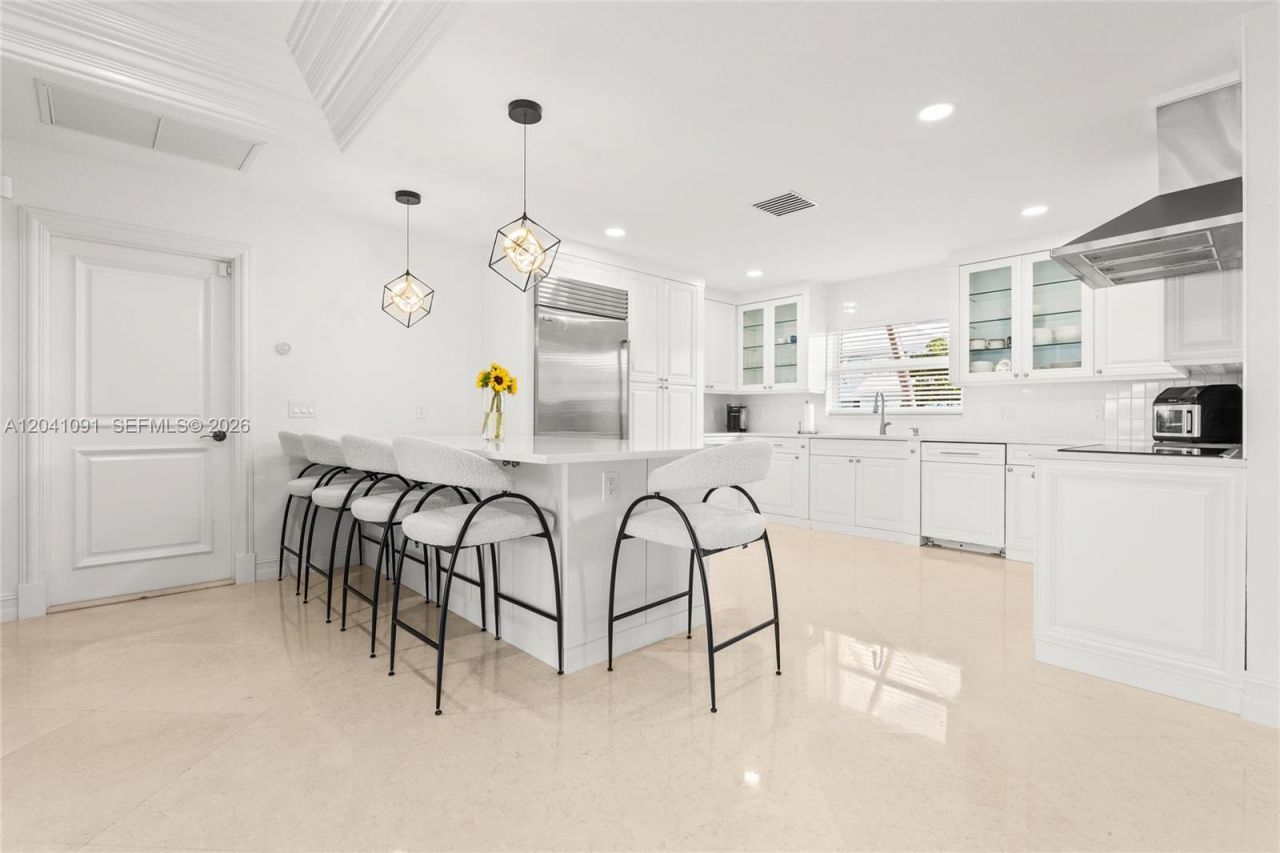 18 Eleuthera Dr, Ocean Ridge, FL 33435 Photo