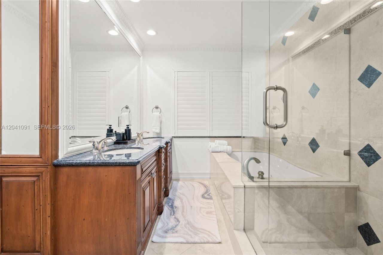 18 Eleuthera Dr, Ocean Ridge, FL 33435 Photo