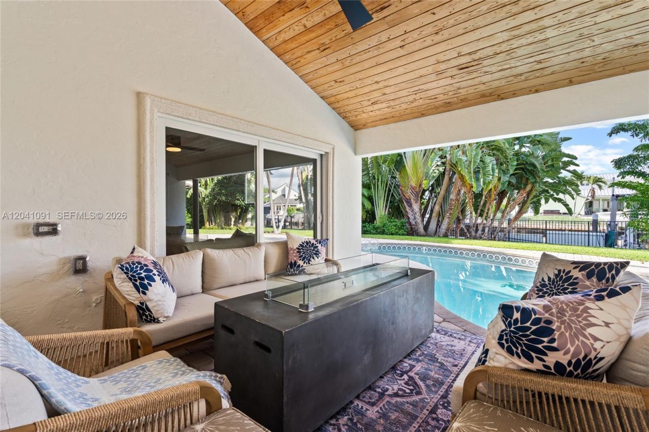 18 Eleuthera Dr, Ocean Ridge, FL 33435 Photo