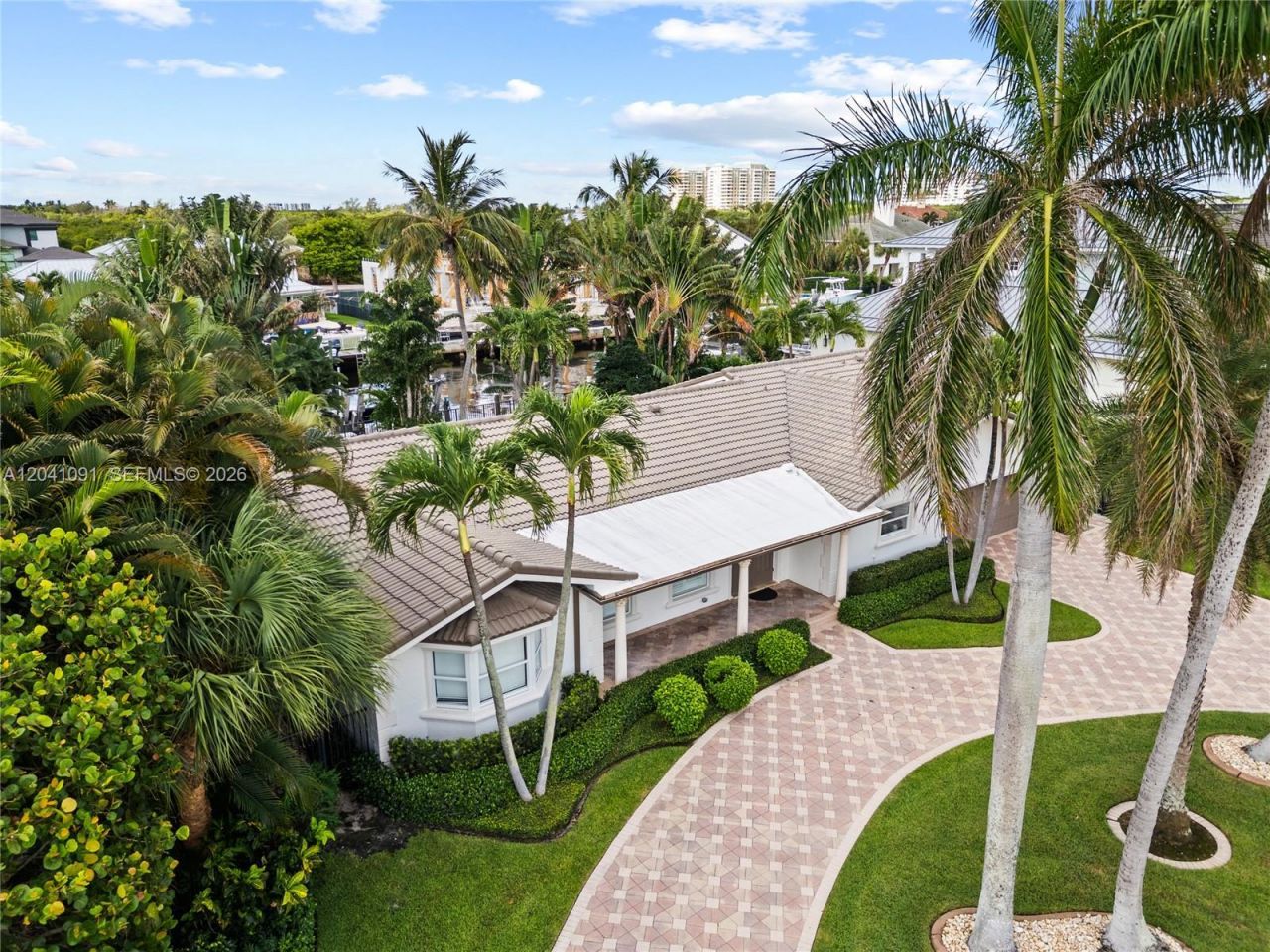 18 Eleuthera Dr, Ocean Ridge, FL 33435 Photo