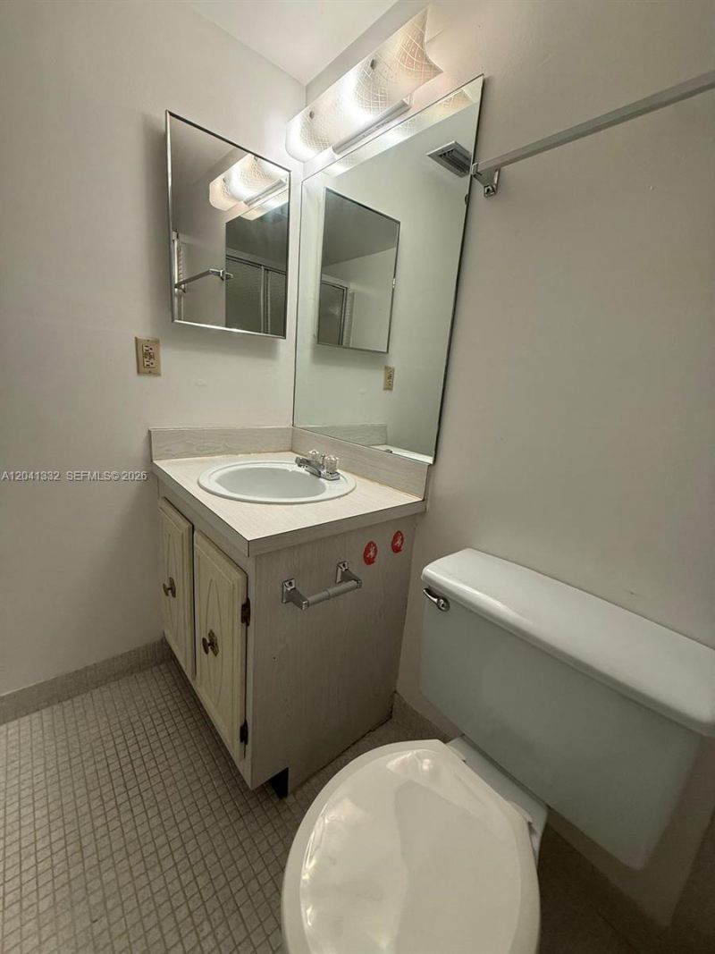 20 Abbey Ln , Unit 101, Delray Beach, FL 33446 Photo